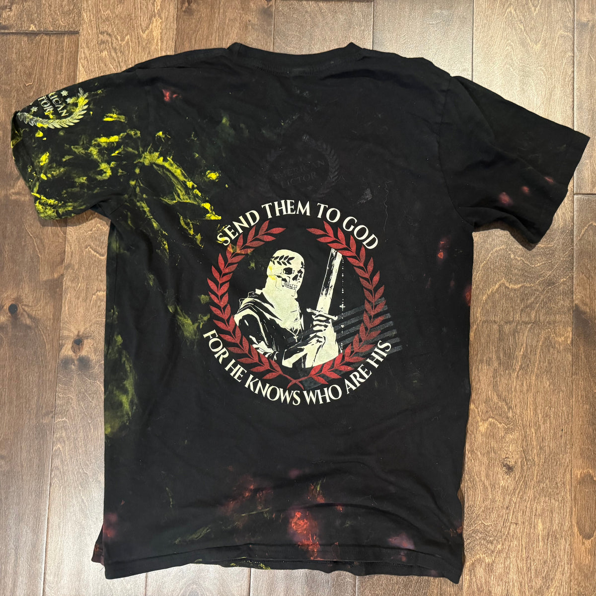 T-Shirt: Derelictor (SIZE: M)
