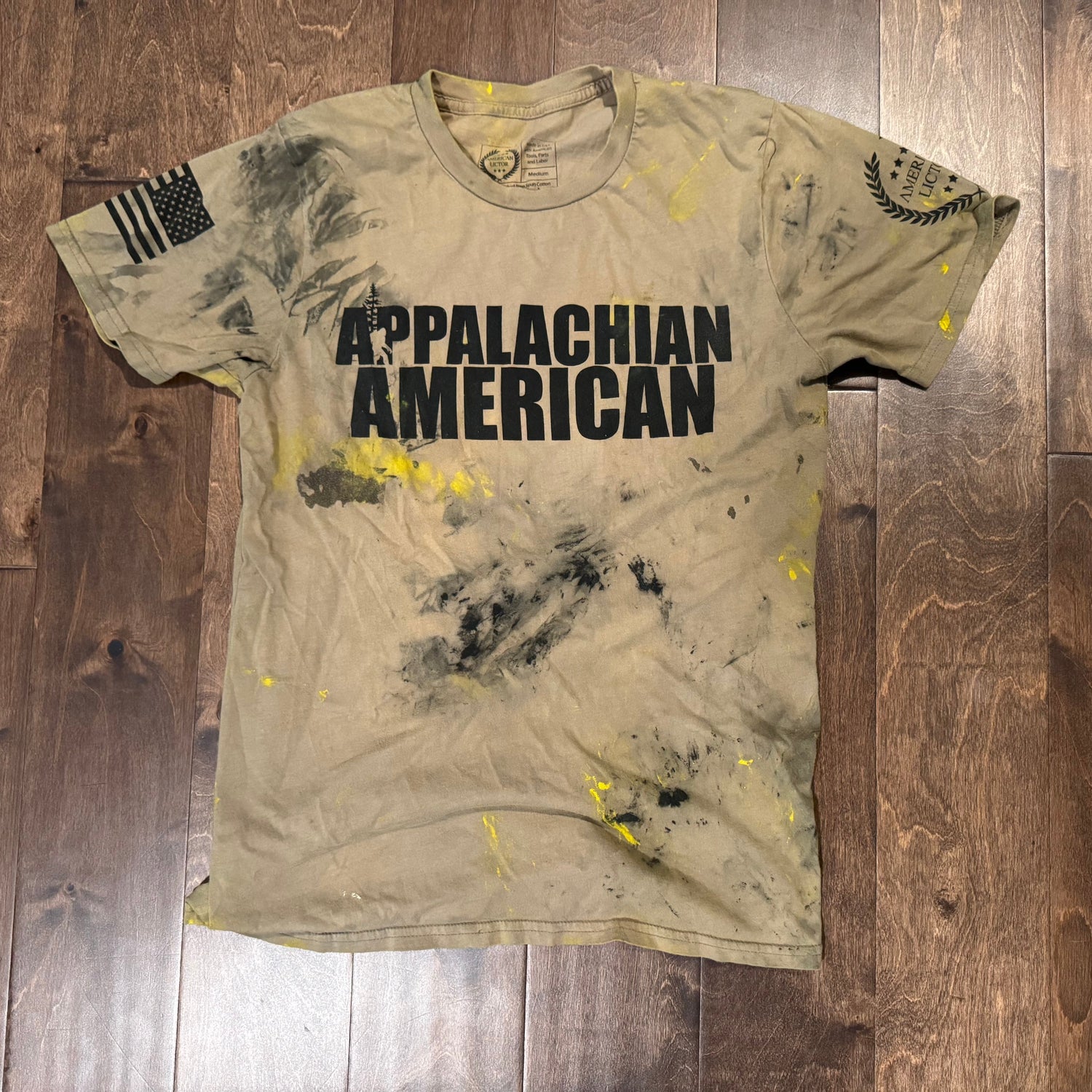 T-Shirt: Derelictor (SIZE: M)