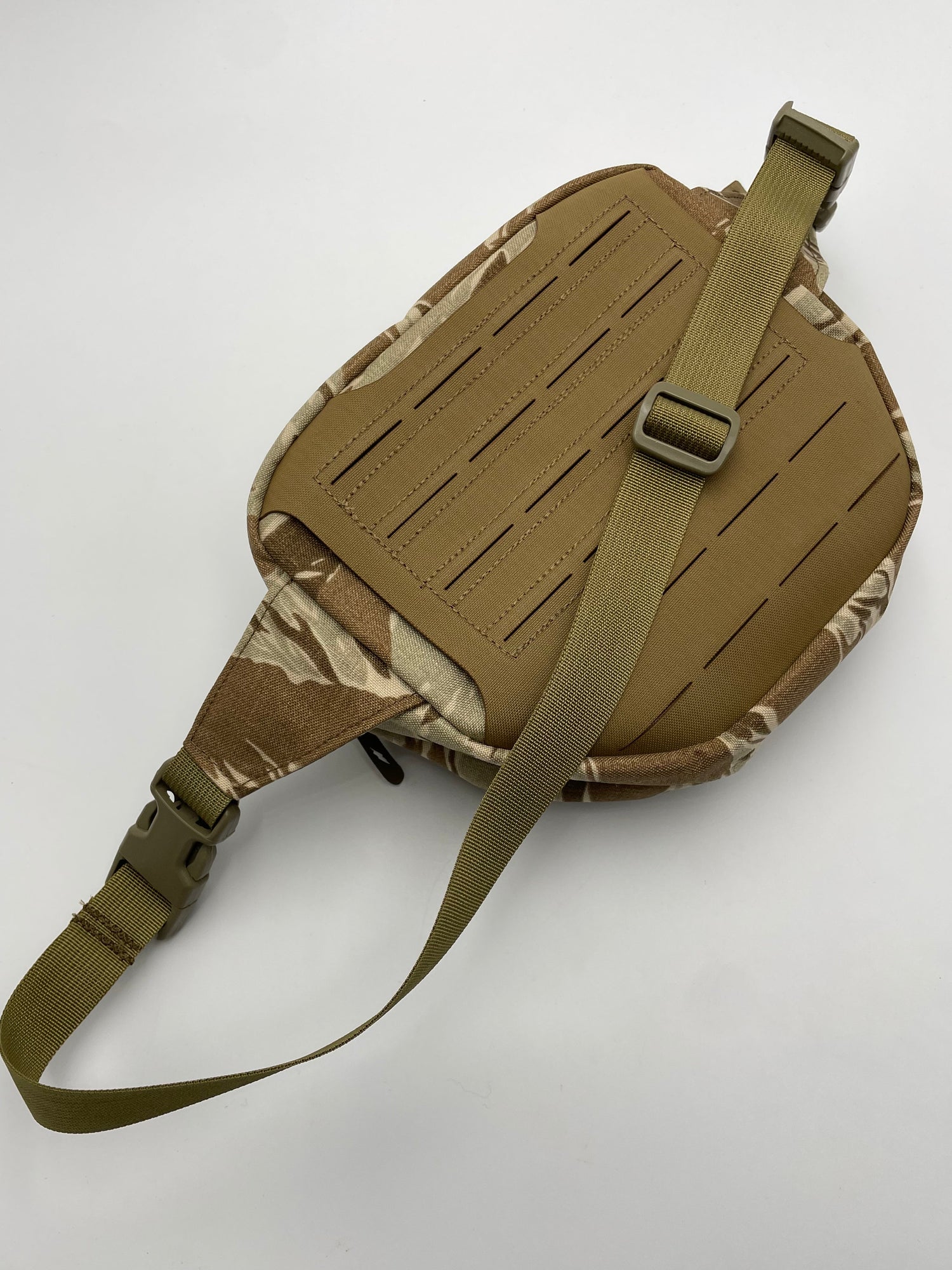 Multifunctional Fanny Pack (Various Colors and Patterns)