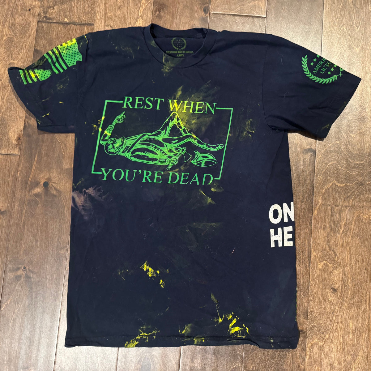 T-Shirt: Derelictor (SIZE: M)