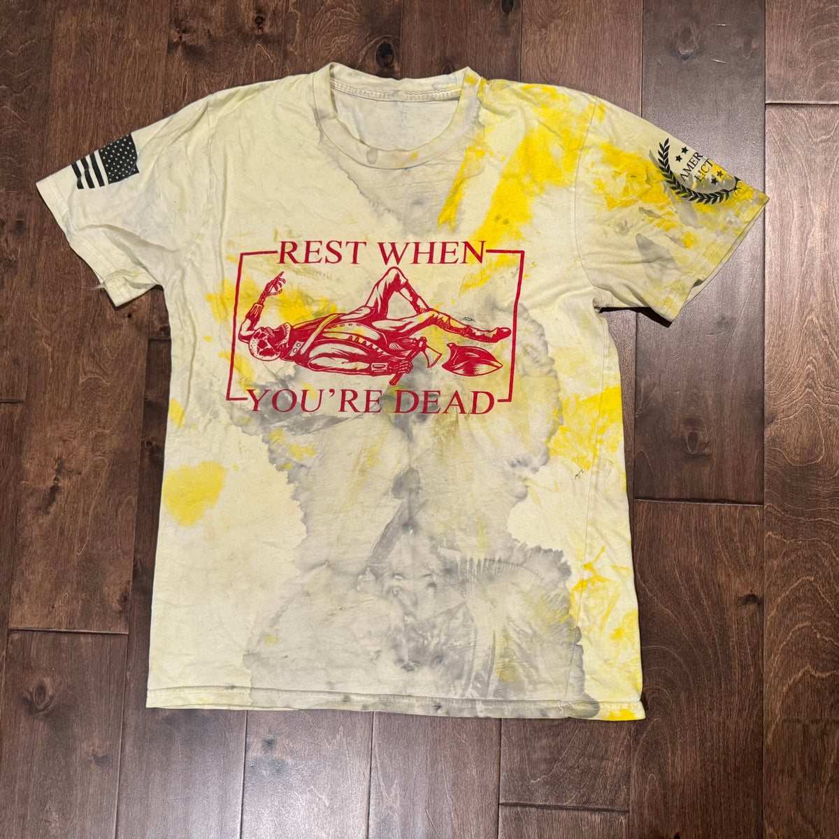 T-Shirt: Derelictor (SIZE: M)