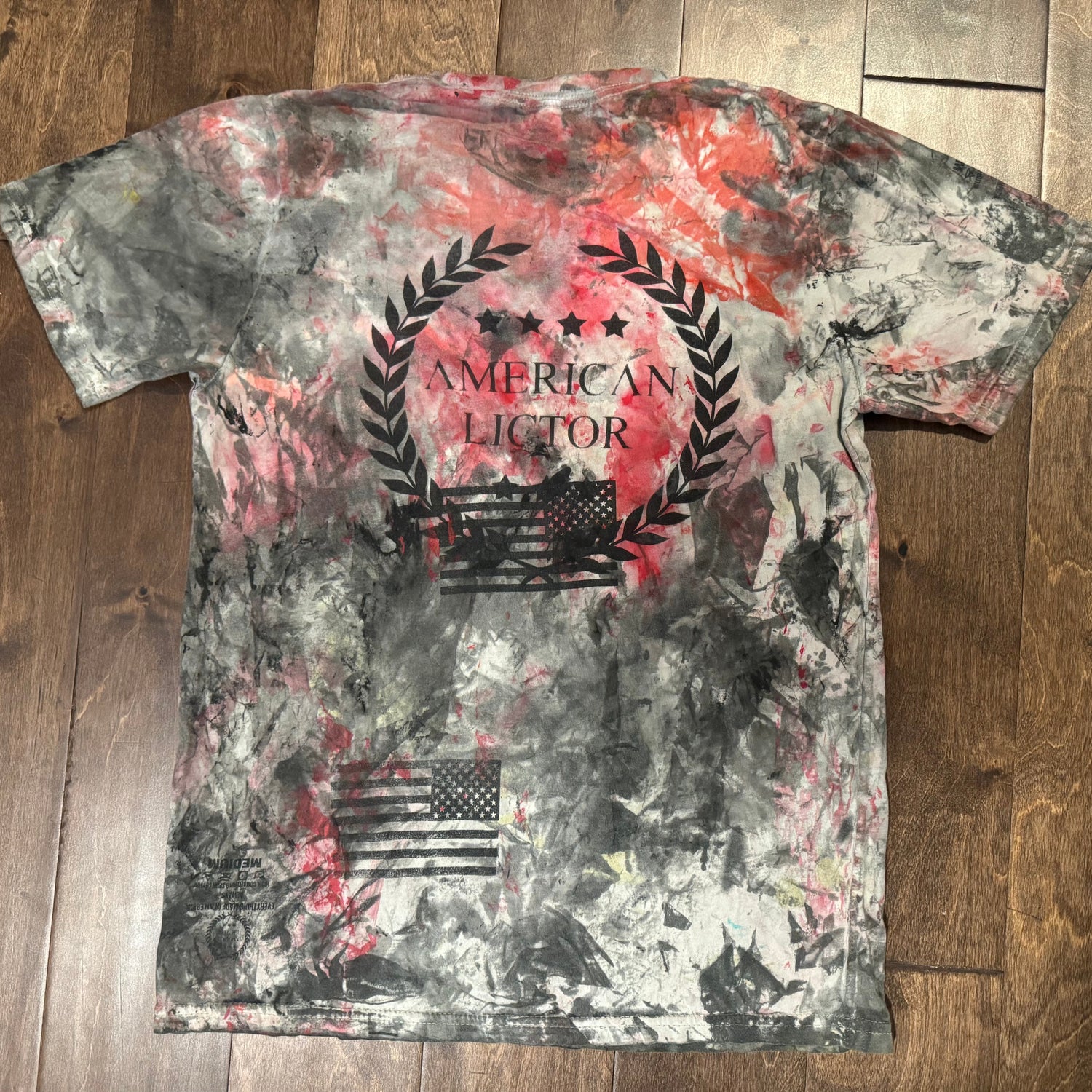 T-Shirt: Derelictor (SIZE: M)