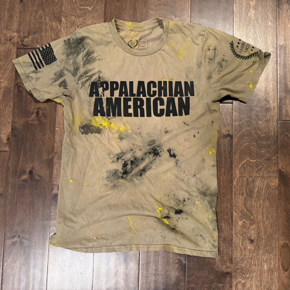 T-Shirt: Derelictor (SIZE: M)