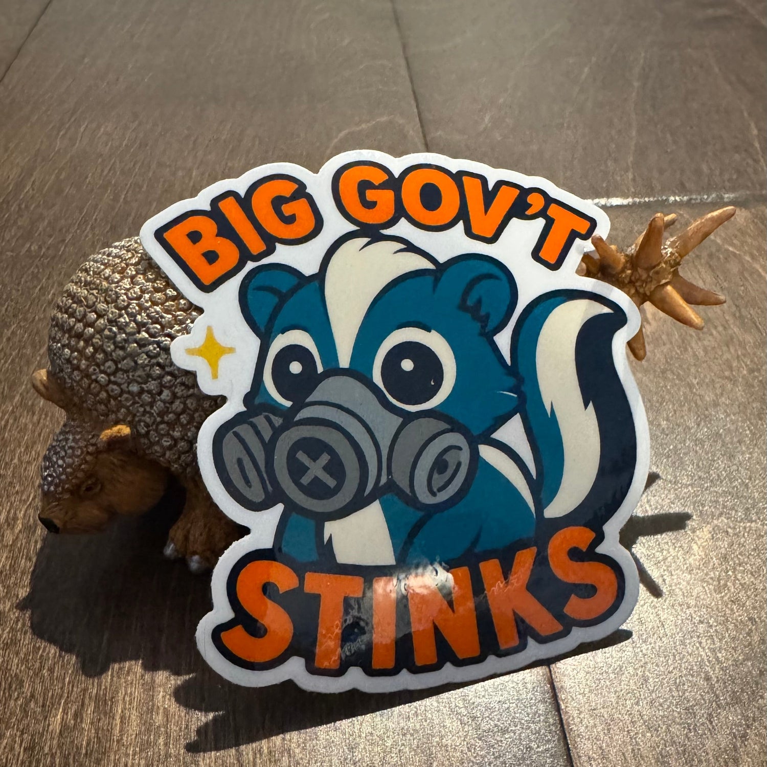 Sticker: Gov Stinks